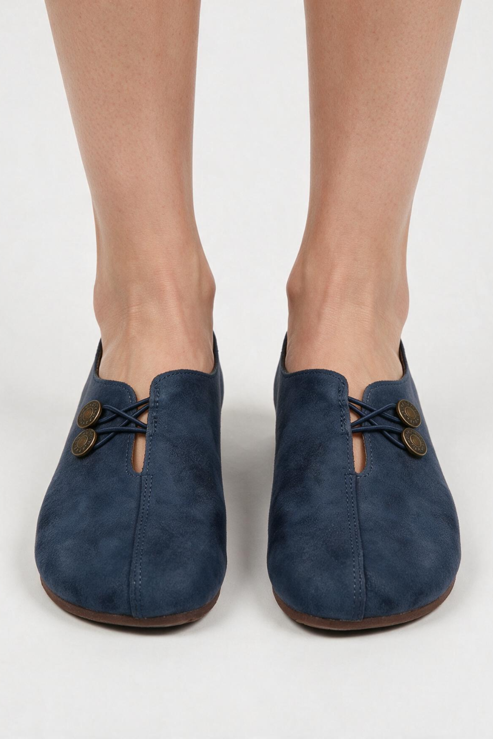 Women's Ballerinas with Cut-Out and Button Detail