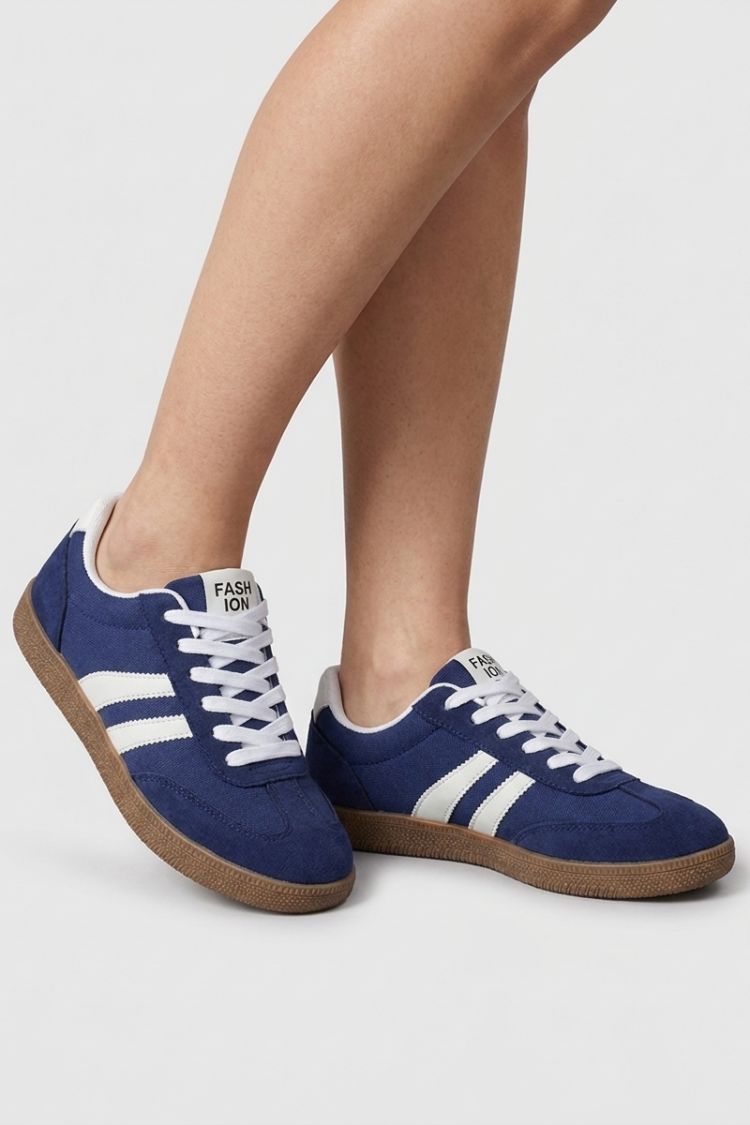 Women's Retro Sneakers | Contrast Stripe