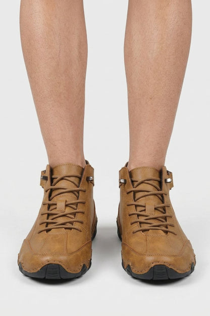 Men's Sneakers with Laces and Profile Sole