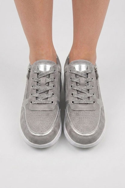 Women's Sneakers with Zip and Laces
