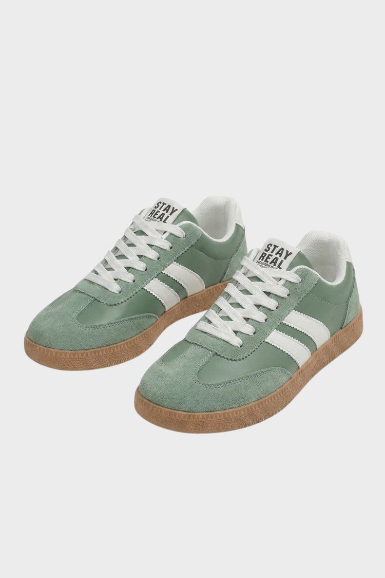Women's Retro Sneakers | Contrast Stripe