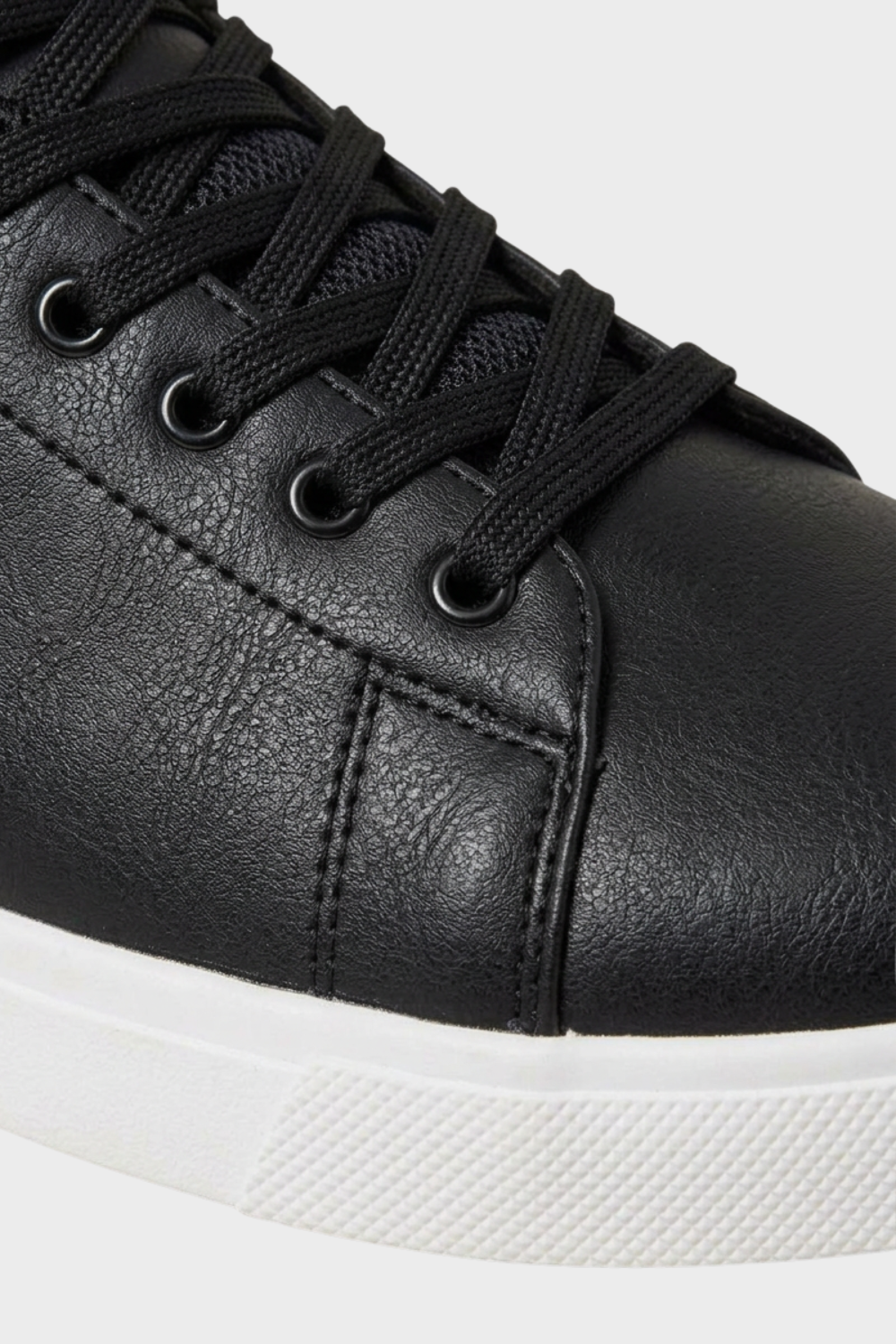 Men's Sneakers with Laces and White Sole
