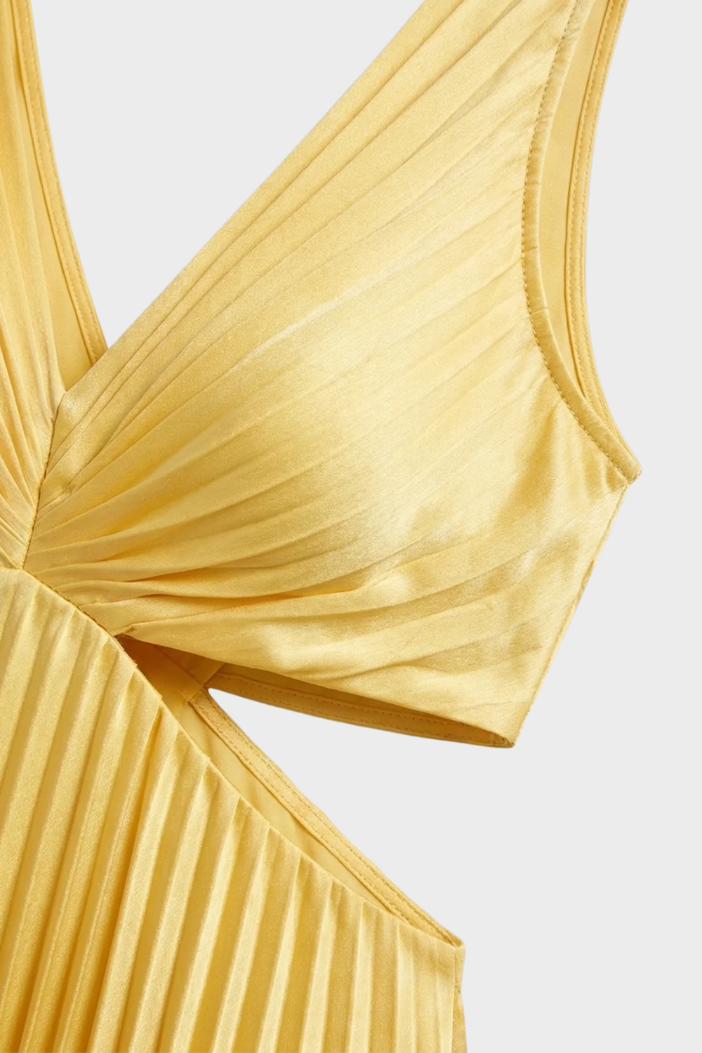 Maxi Dress for Women with Pleats and V-Neck
