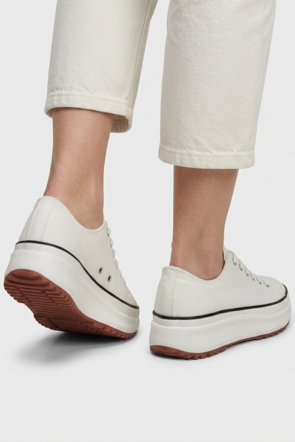 Women's Low Top Sneakers with Lacing and Rubber Cap