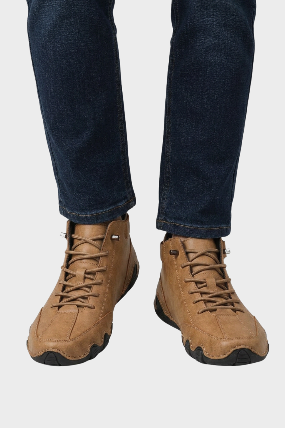 Men's Sneakers with Laces and Profile Sole