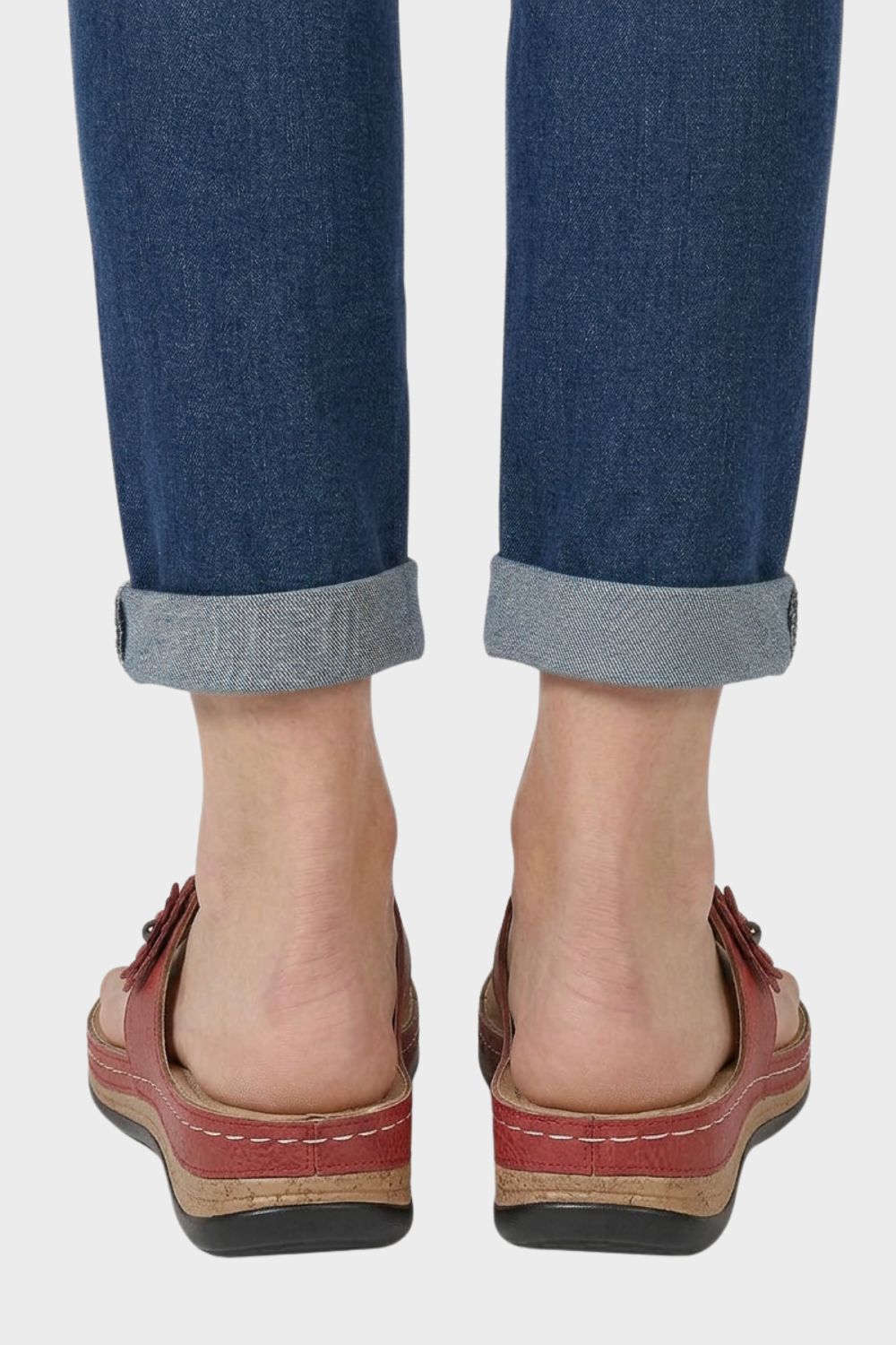 Women's  Flip-Flops Sandals with Floral Appliqué