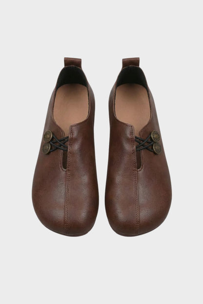 Women's Ballerinas with Cut-Out and Button Detail