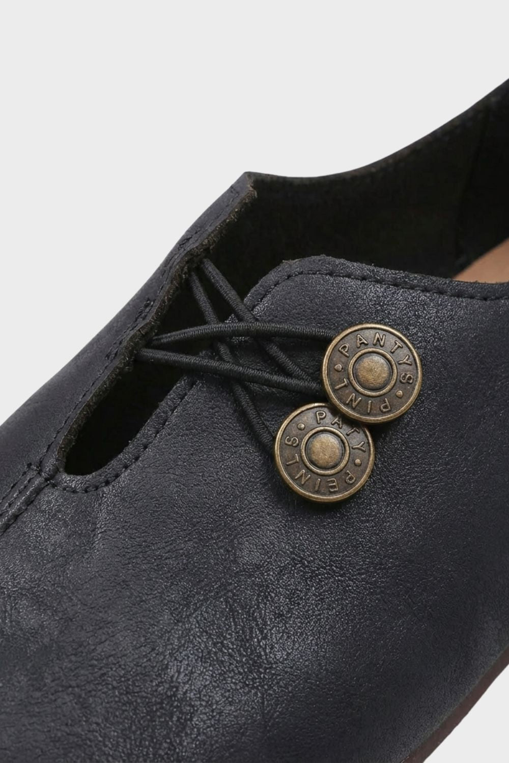 Women's Ballerinas with Cut-Out and Button Detail