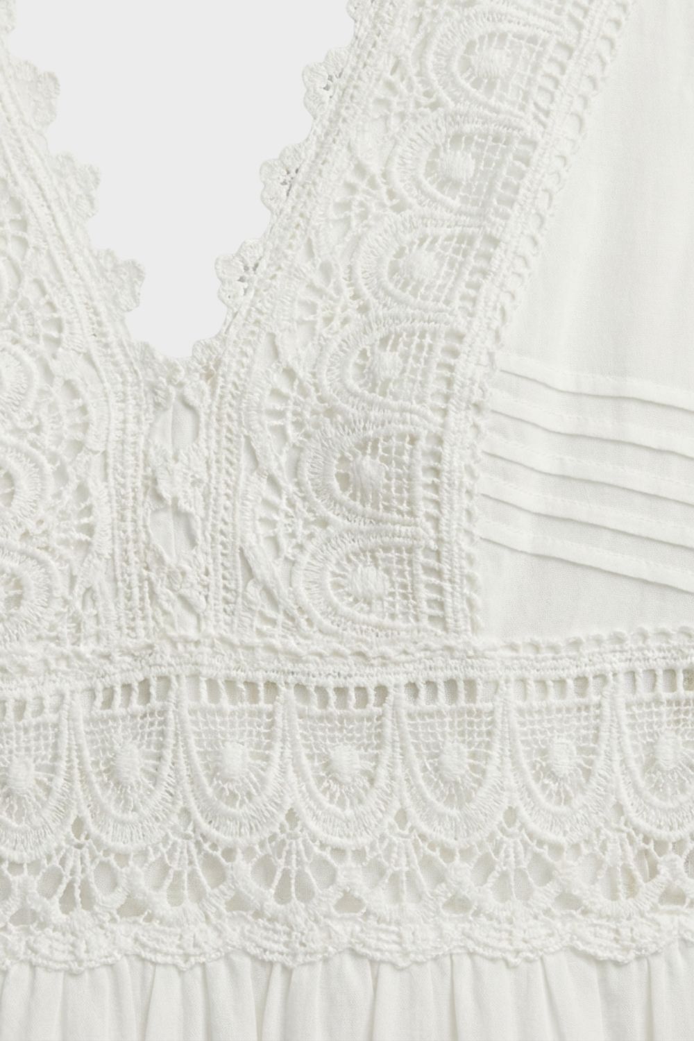 Maxi Dress for Women with V-Neck and Lace