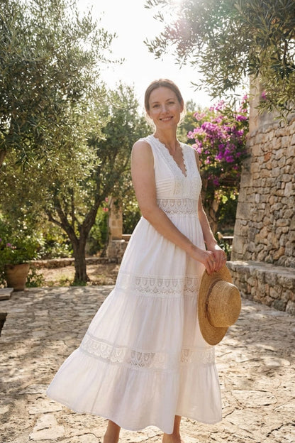 Maxi Dress for Women with V-Neck and Lace