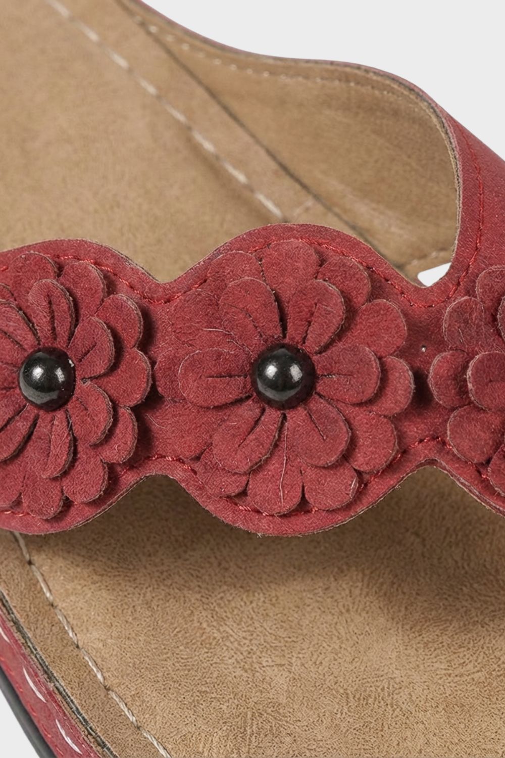 Women's  Flip-Flops Sandals with Floral Appliqué