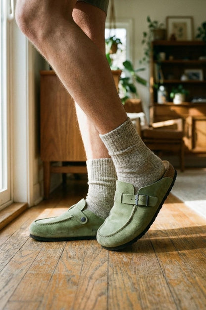 Women's Closed Toe Clogs – Slip On