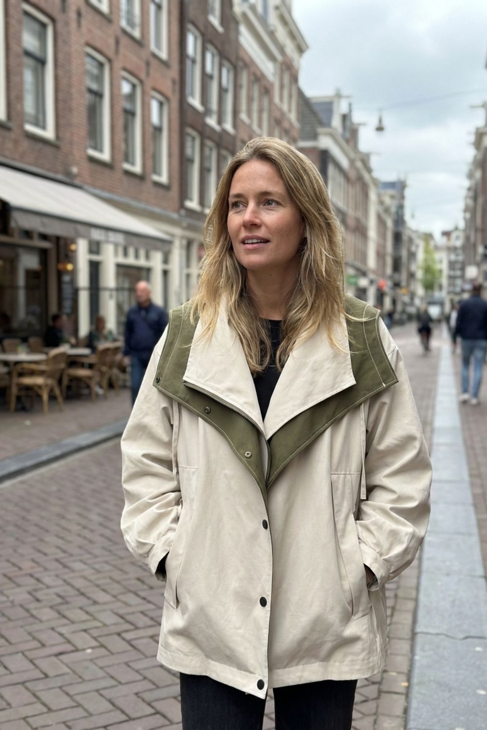 Women's Jacket with Hood and Zip