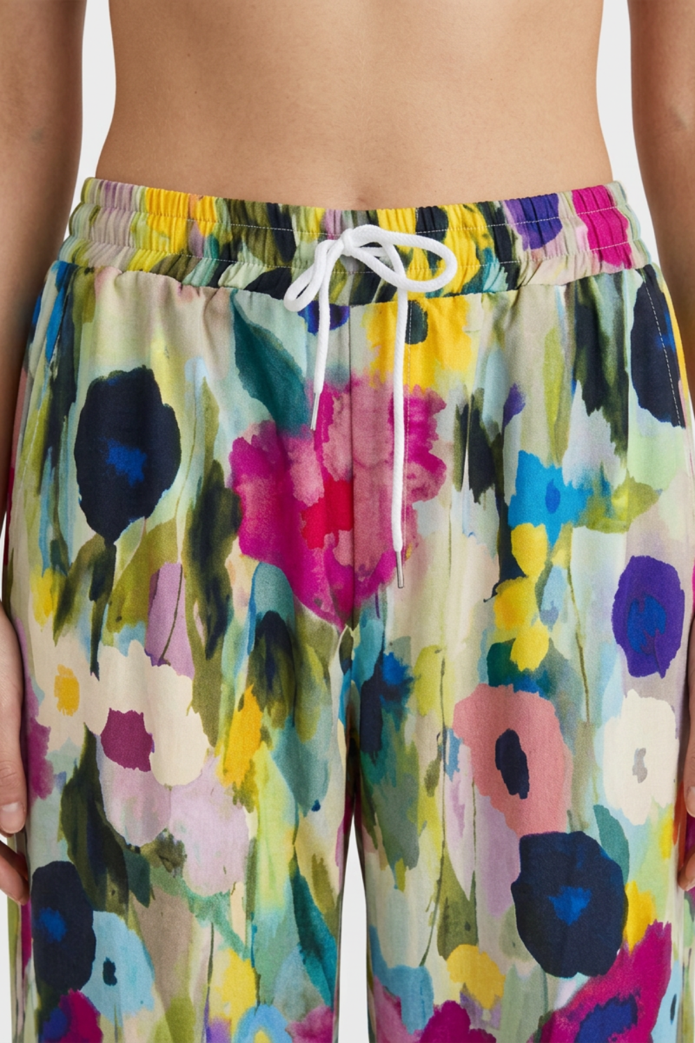 Women's  Floral Pattern Trousers with Wide Legs
